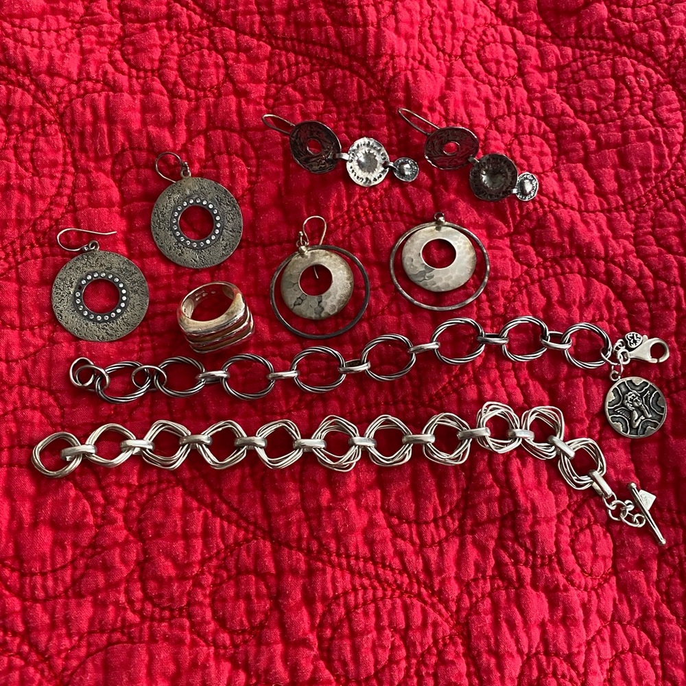 Silpada (2) bracelet, Ring sz 7,  (3) earrings.  Jewelry Lot of 6. Need cleaning